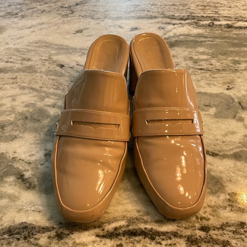 Vionic Patent Leather Loafer Mules - Beige - Size 9